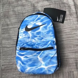 Nike insulated lunch bag/ lunch box